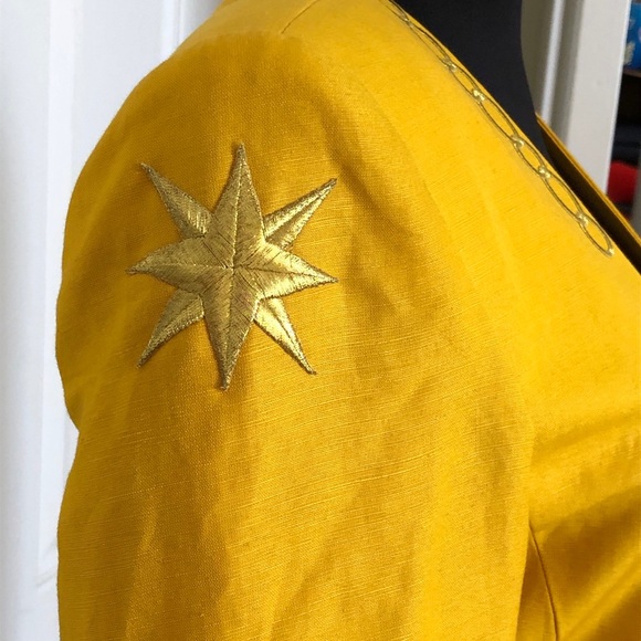 STUNNING Skirt & Jacket Suit - Picture 4 of 11